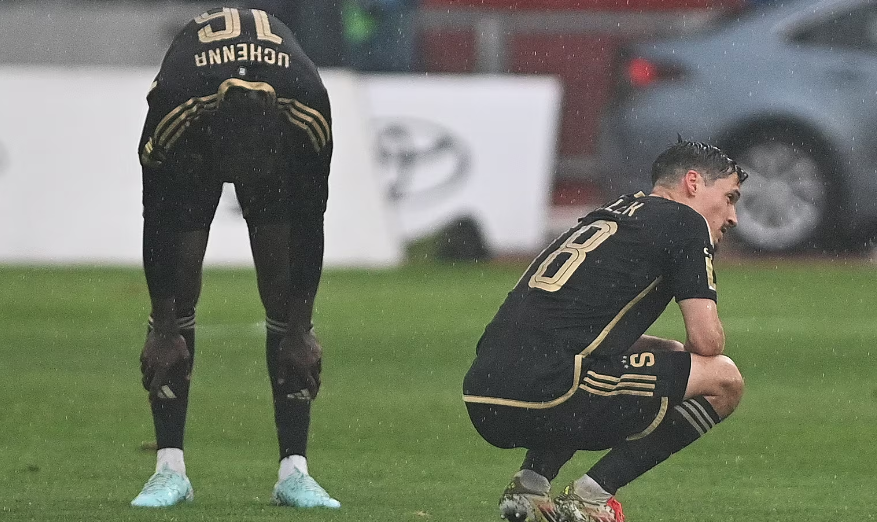 Ας τελειώσει το μαρτύριο…