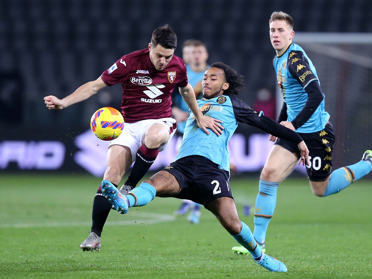 torino-venetsia-020525