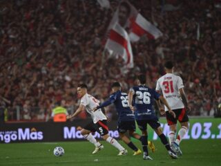 Ρίβερ Πλέιτ - Βελέζ Σάρσφιλντ