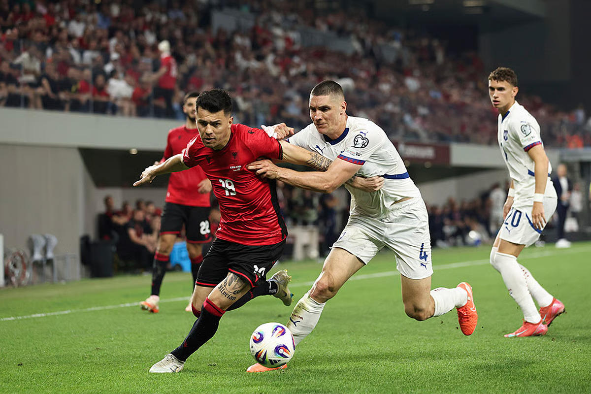 servia-andora-100625