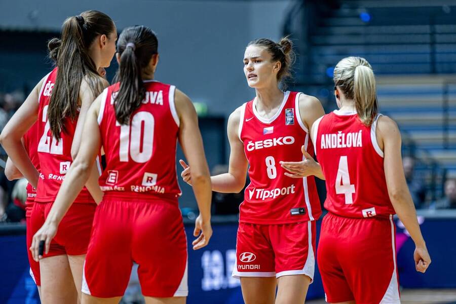 Τσεχία μπάσκετ γυναικών