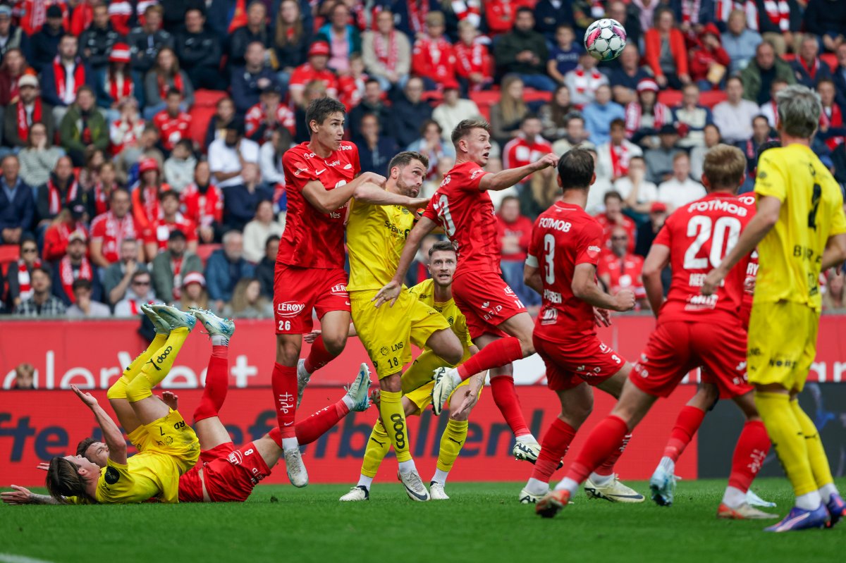 mponto-gklimt-mpran-210625