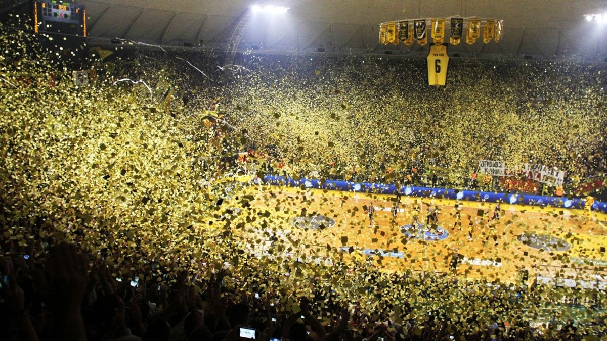 άρης μπάσκετ γήπεδο γεμάτο