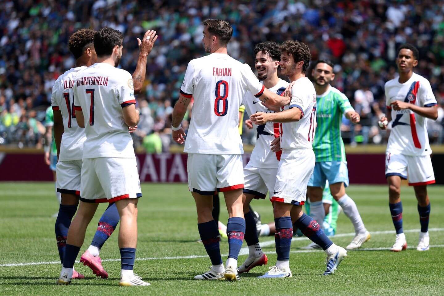 παρι - ιντερ μαιαι 