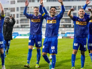 Σάντεφιορντ - Χάουγκεσουντ