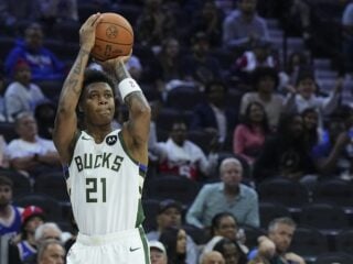 Μιλγουόκι Μπακς - Ντένβερ Νάγκετς