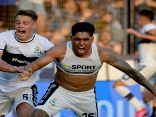 Χιμνάσια Λα Πλάτα - Ινστιτούτο