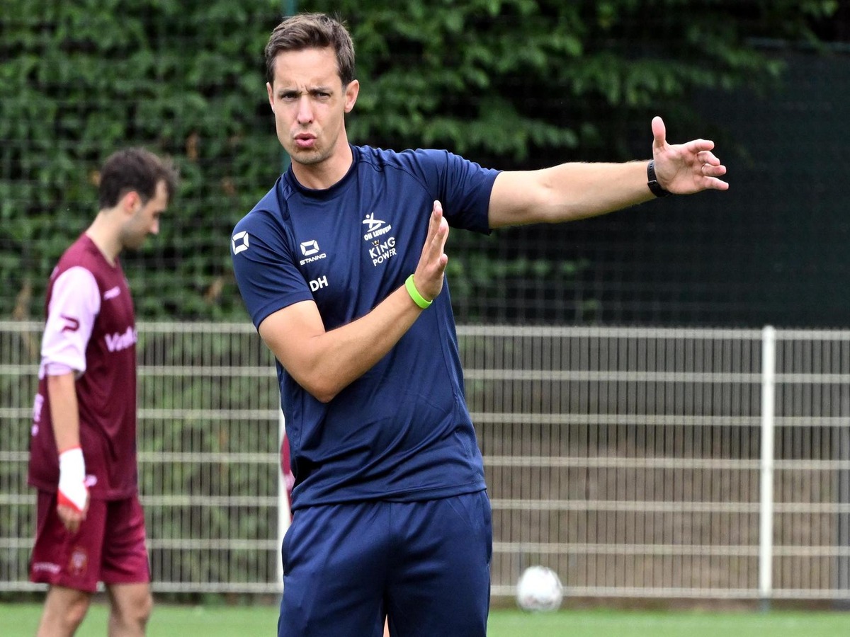 προπονητής Λέουβεν