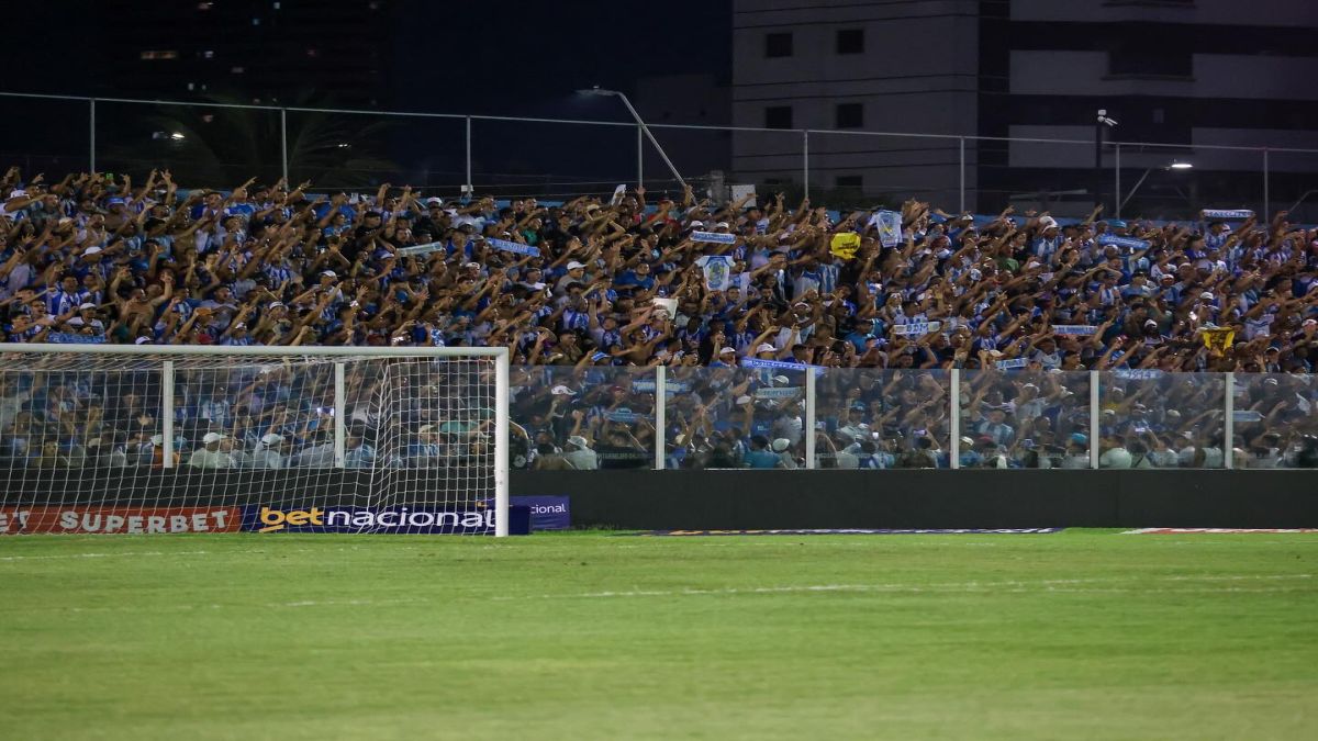 paisantoy-atletiko-gkoianiense-130725