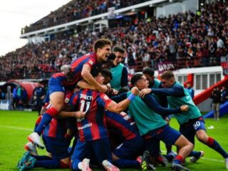 Σαν Λορέντζο - Χιμνάσια Λα Πλάτα