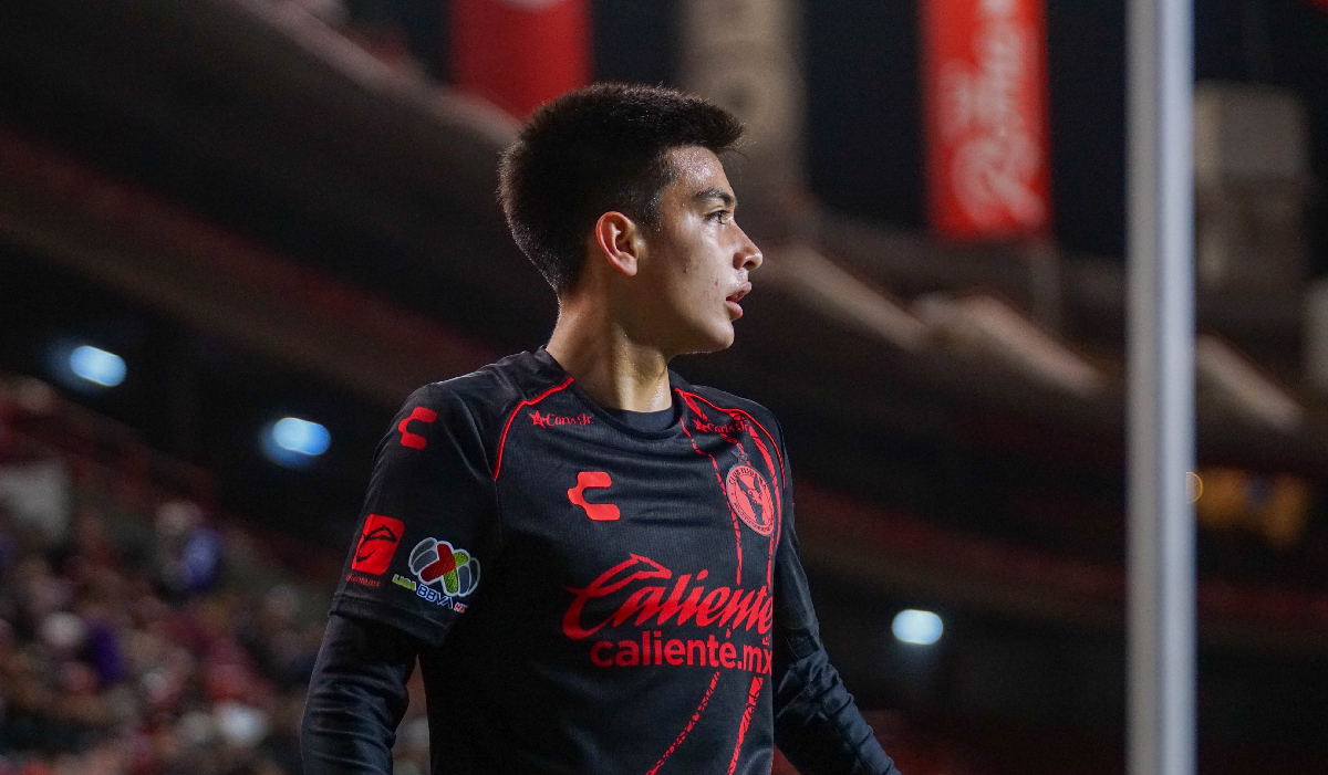 tixoyana-xoyares-211125