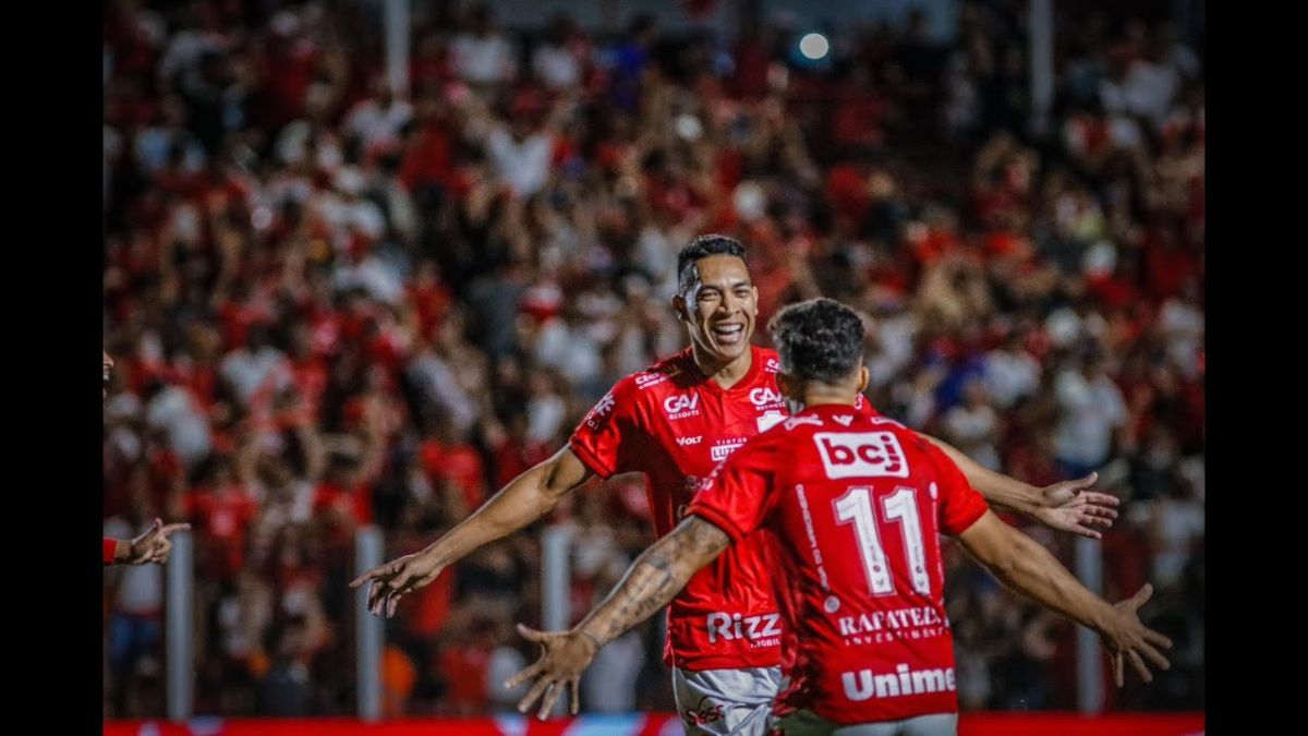 ava-vila-nova-200725