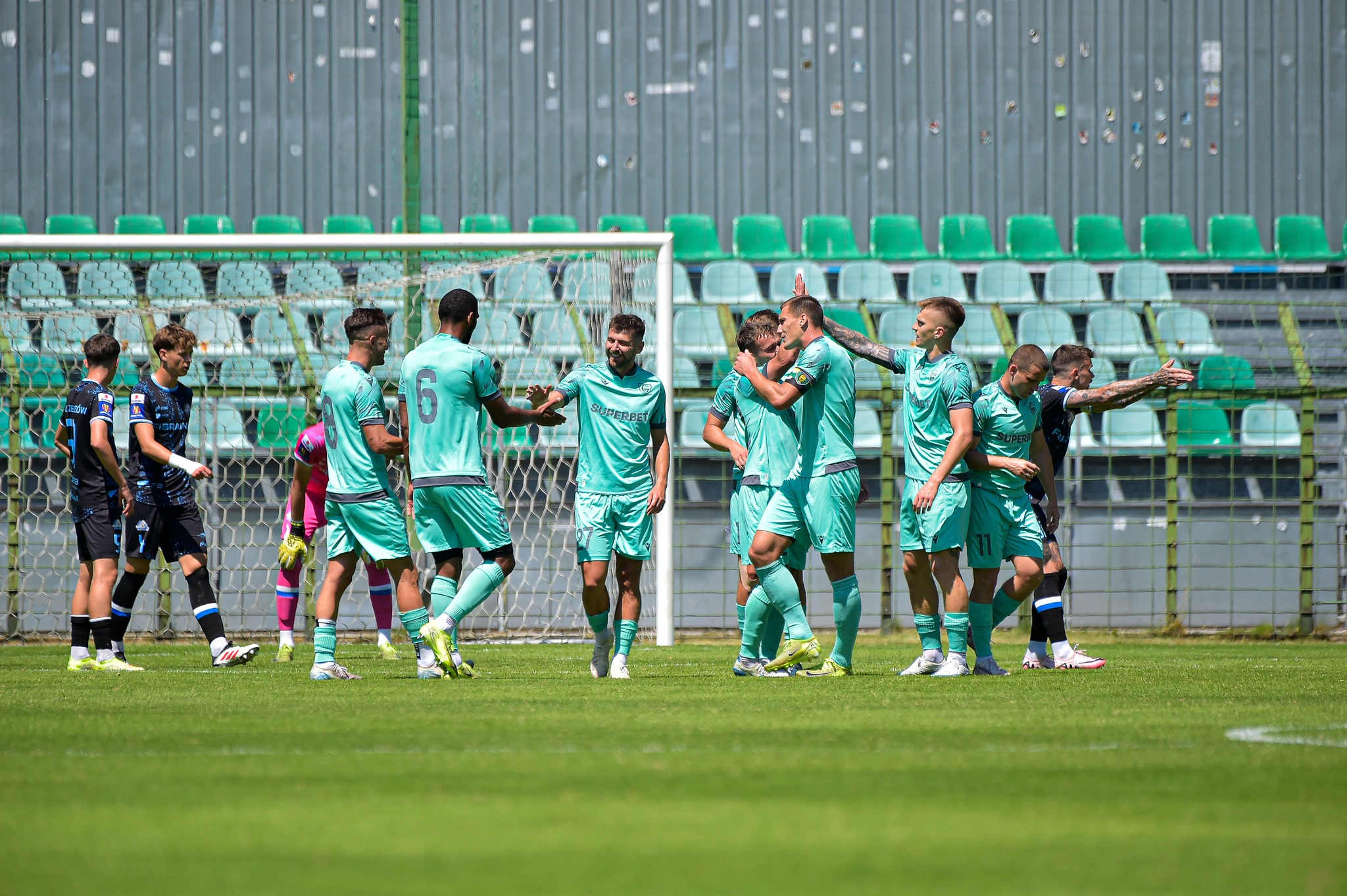 gks-katovitse-rakof-tsestoxova-190725