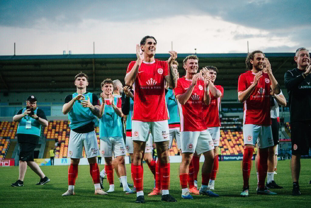 Λάρνε - Πρίστινα