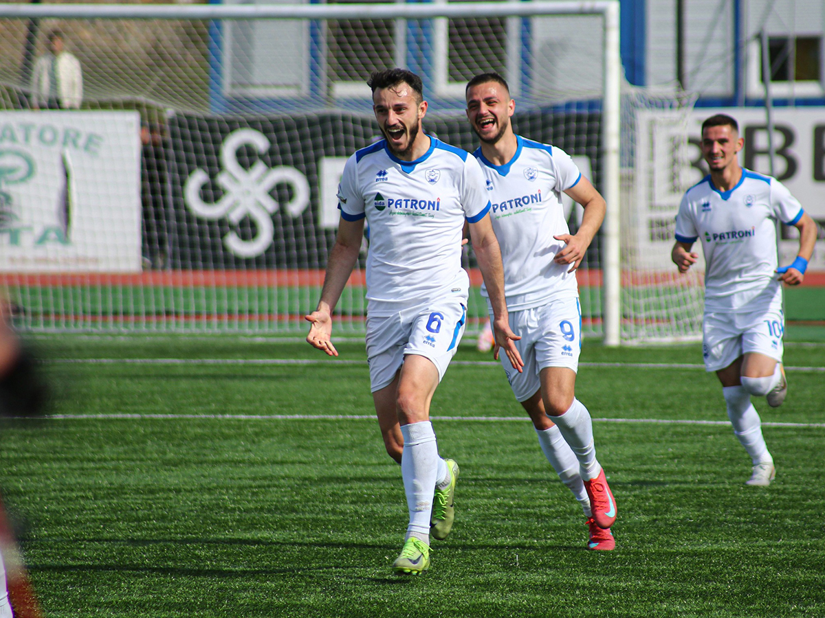 maliseva-vikingkoyr-reikiavik-100725