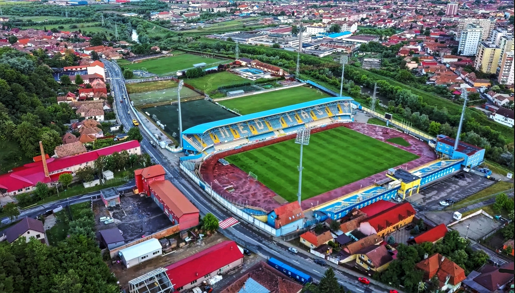 xermanstant-metalogklompoys-180725