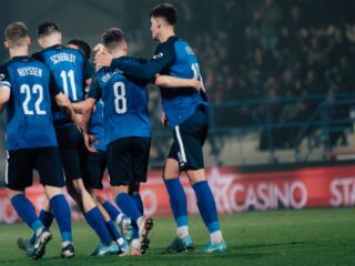 Σαρλερουά - Ντέντερ