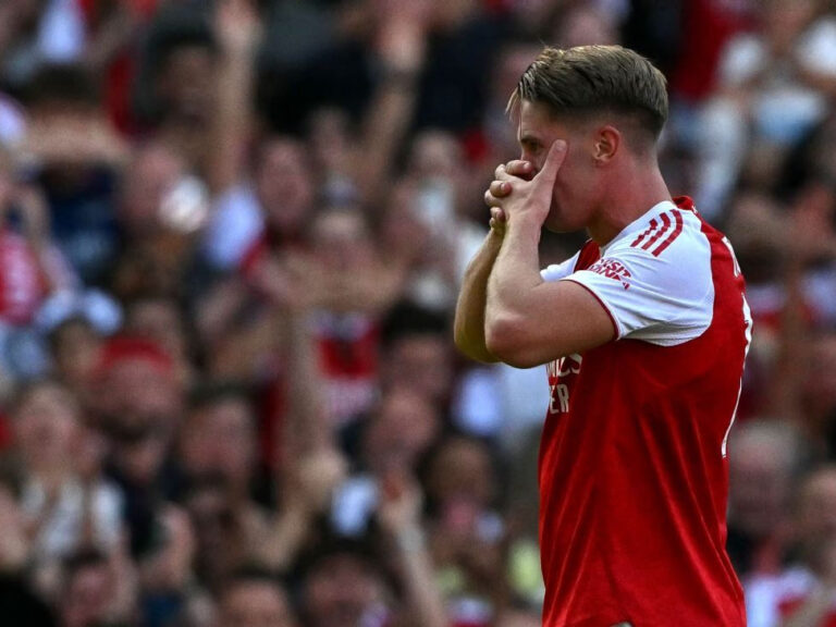 πλέον-έχει-και-σέντερ-φορ-400485