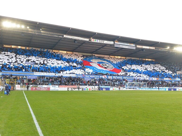 λόχος-γεμάτος-νεοσύλλεκτους-401809