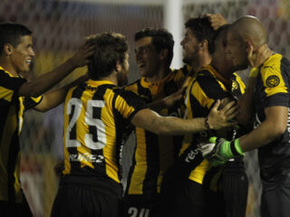 Πενιαρόλ - Ράσινγκ Κλουμπ