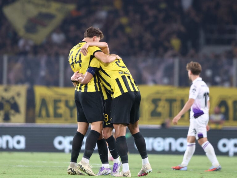 η-super-league-με-ειδικά-στοιχήματα-και-ενισχυμέ-403220