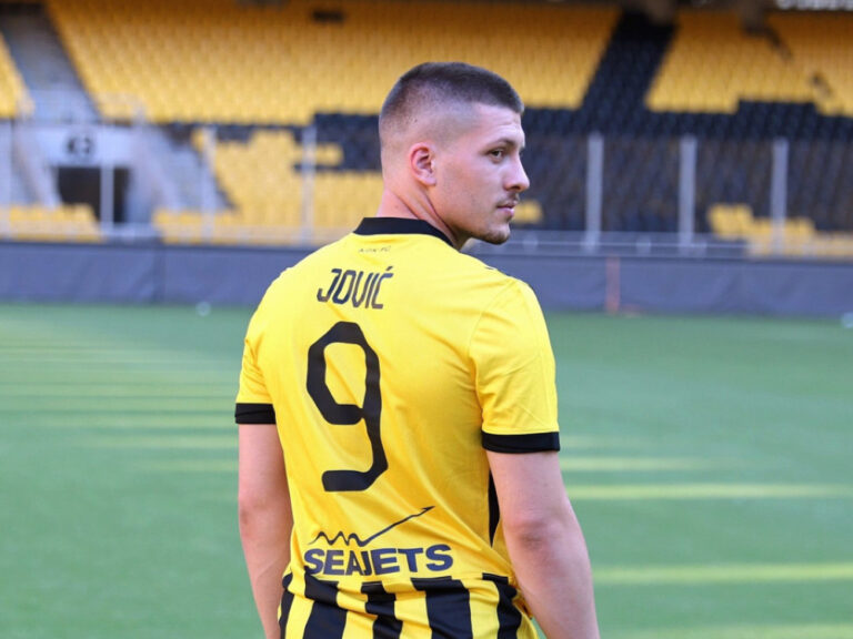 ο-λούκα-γιόβιτς-κάνει-ποδαρικό-με-γκολ-399796