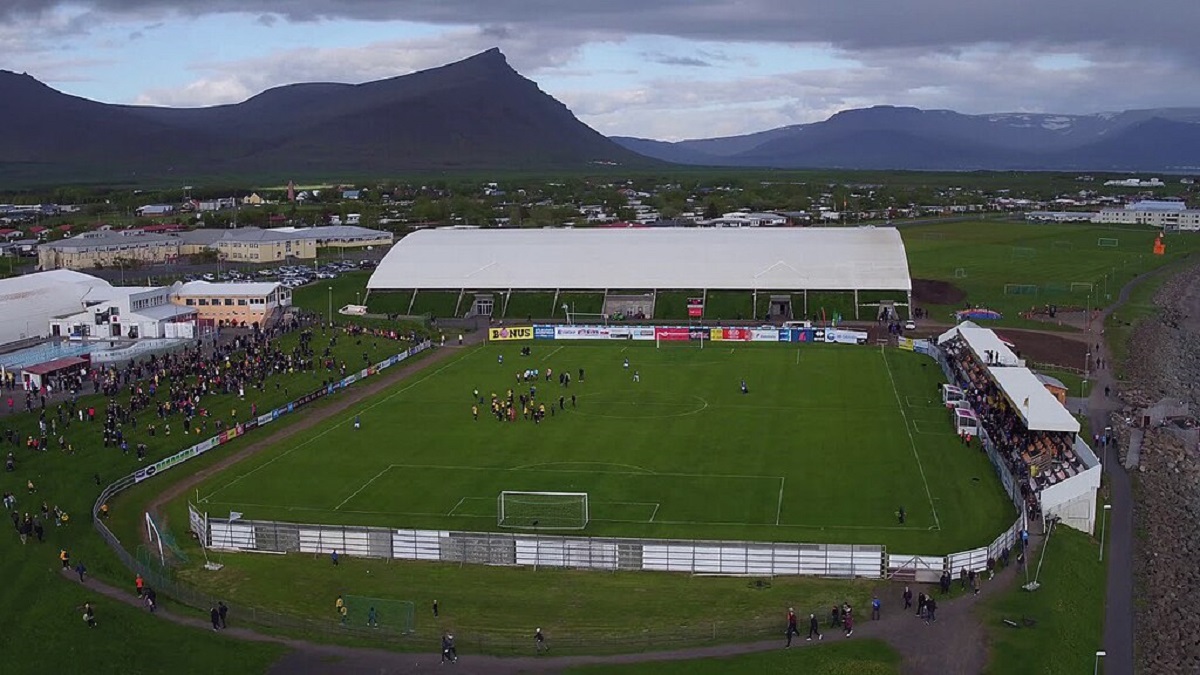 Στοίχημα Χαφναρφιόρντουρ - Άκρανες: Kομπόστα αλά ισλανδικά