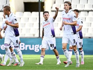 Άντερλεχτ - Ζούλτε Βάρεγκεμ