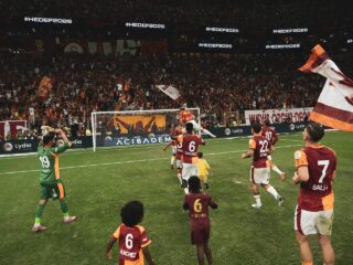 Καϊσέρισπορ - Γαλατασαράι