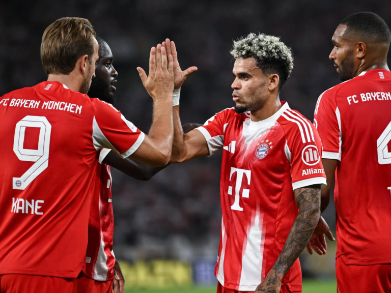 πρεμιέρα-με-το-δεξί-και-με-1-93-401191