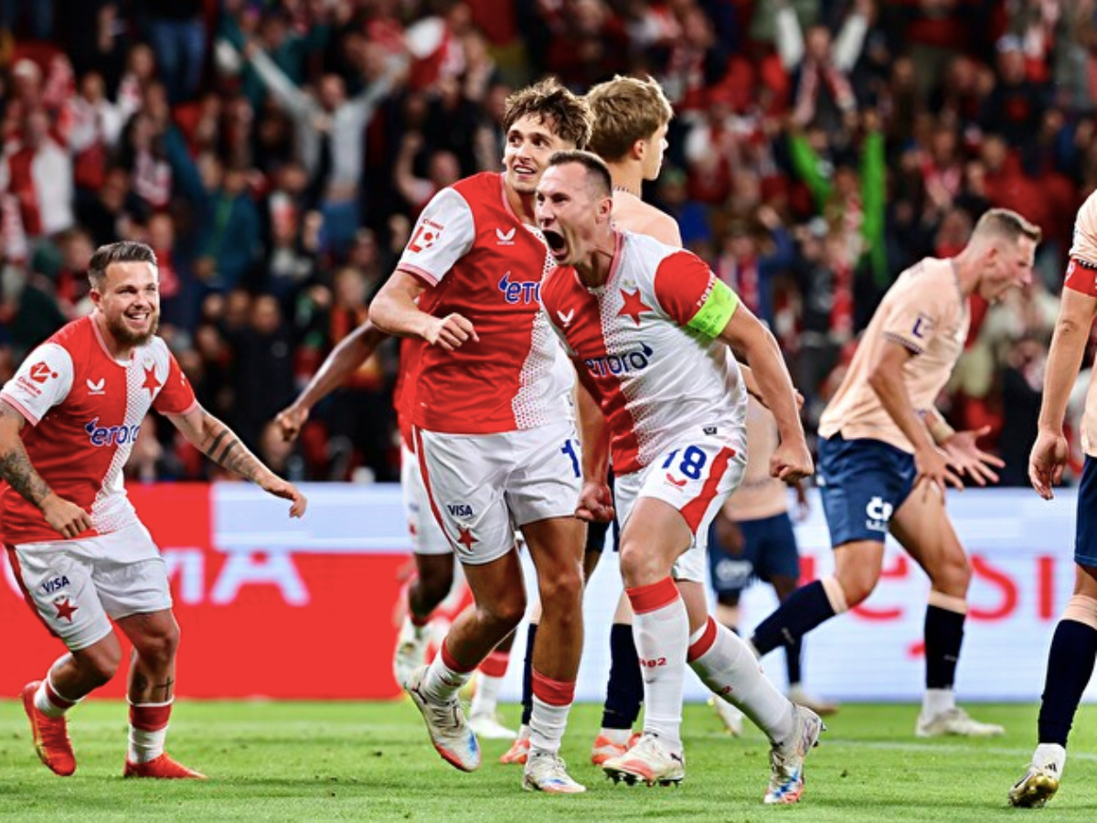 mlanta-mpoleslav-slavia-pragas-300825