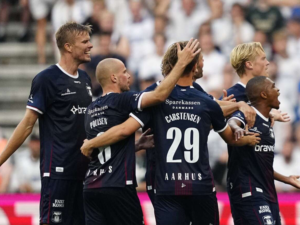 ontense-aarxoys-180825