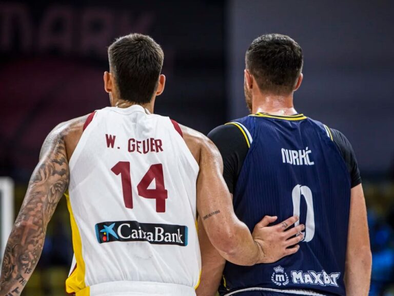 με-το-βλέμμα-στο-ζωγραφιστό-404292