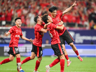 Ζεϊτζιάνγκ Προφέσιοναλ - Τσενγκντού Ρόνγκτσενγκ