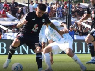 Ντεπορτίβο Ριέστρα - Χιμνάσια Λα Πλάτα