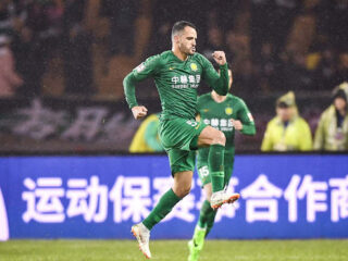 Γκουοάν Μπεϊτζίνγκ - Dalian Yingbo