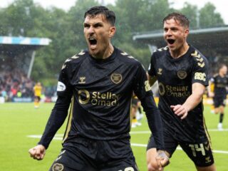 Ρέιντζερς - Χαρτς