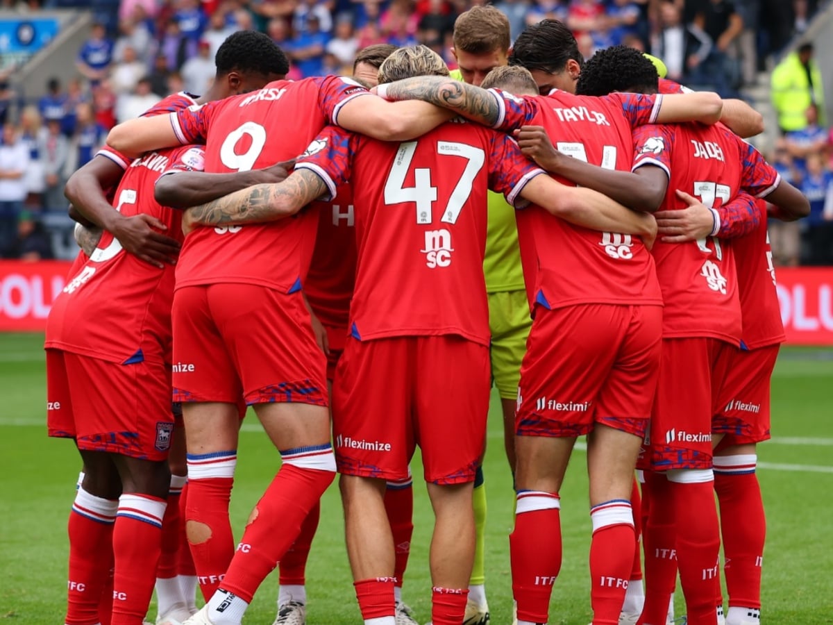 lester-ipsoyits-131225