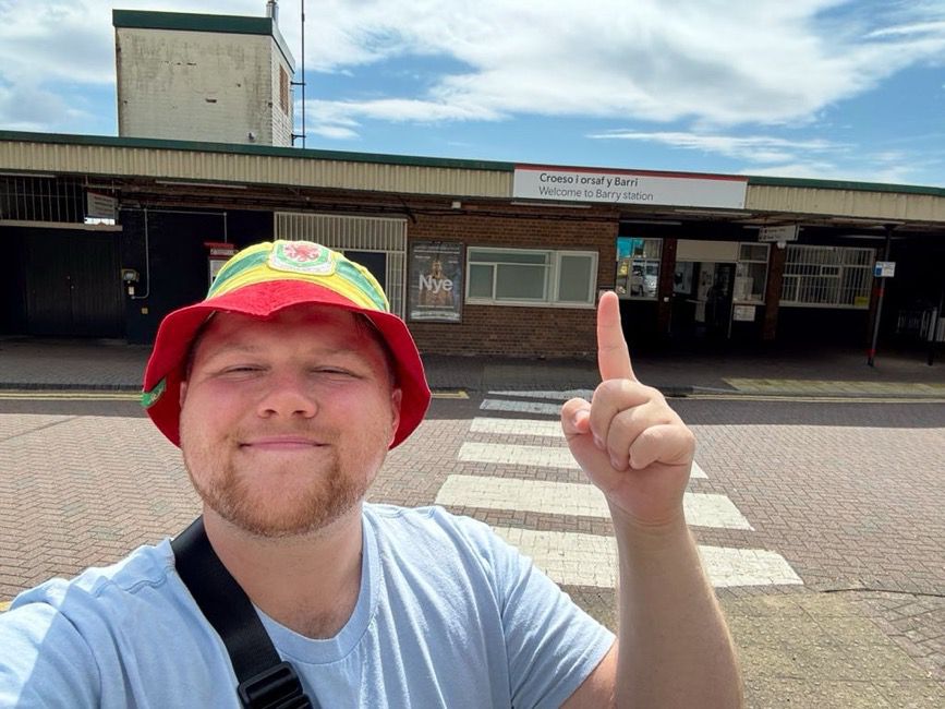 Έφαγα τη γη να σ’ αναζητάω…