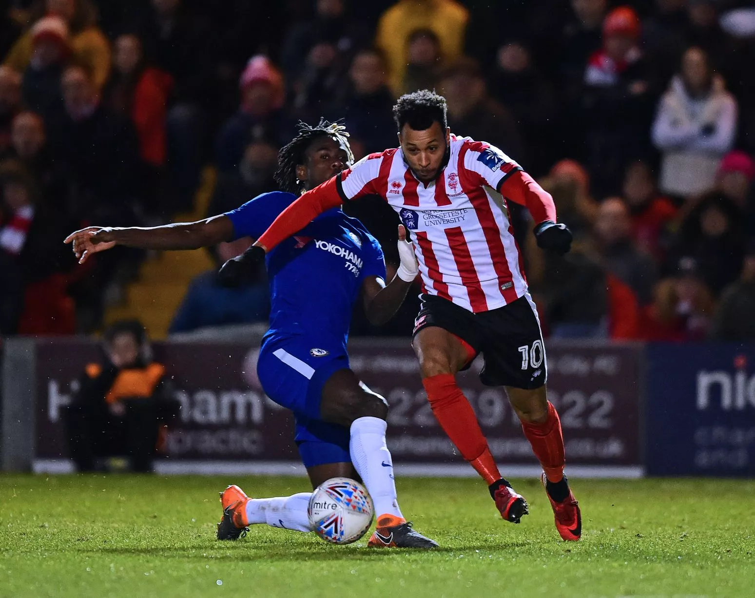 Συμπτώσεις σε ραντεβού που άργησε 114 χρόνια