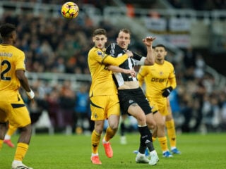 Νιουκάστλ - Γουλβς