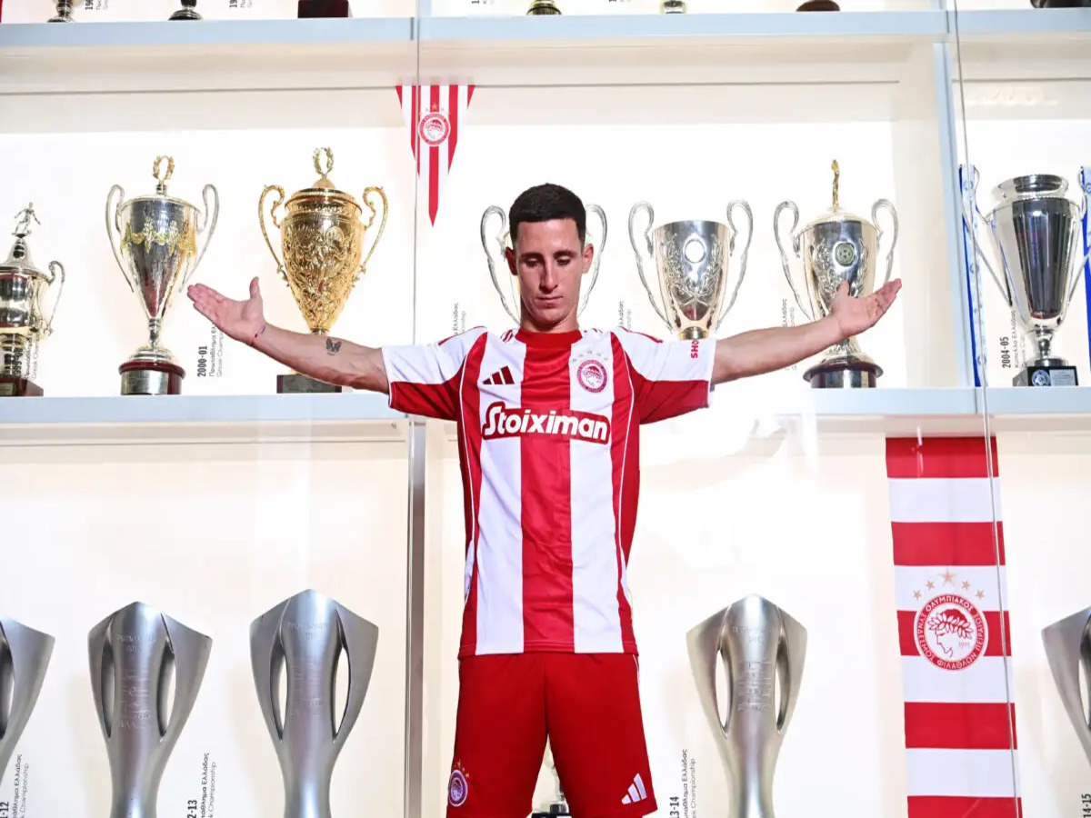 ποντένσε ολυμπιακός