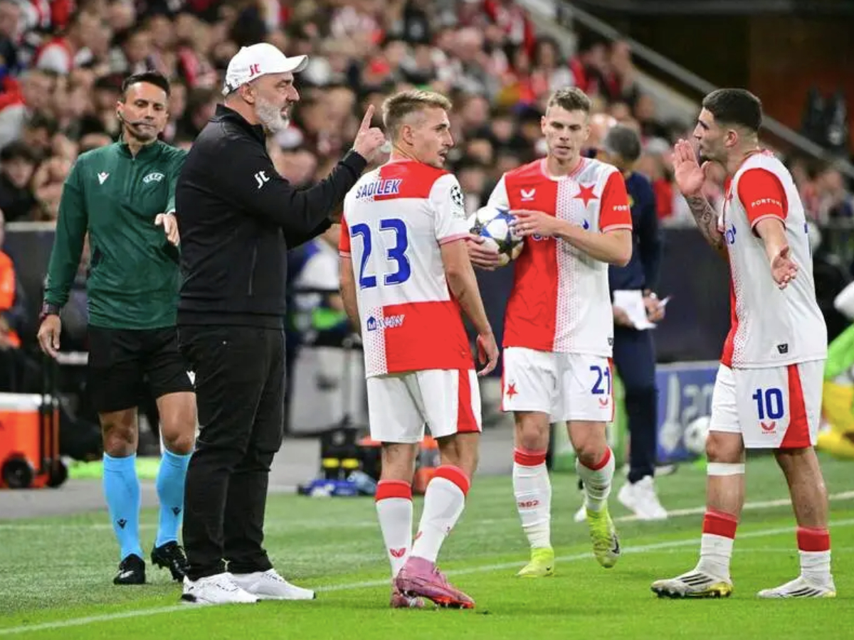 slavia-pragas-ntoykla-pragas-260925