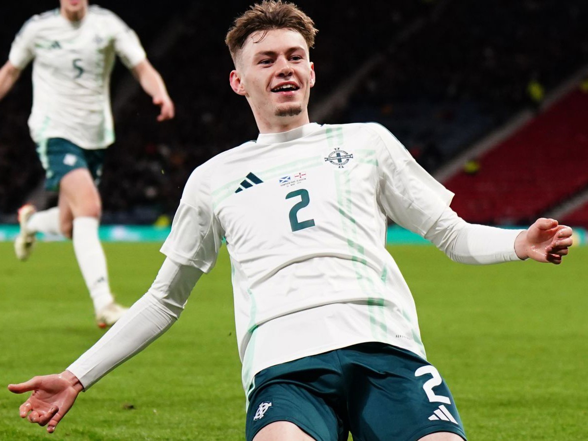 loyksemvoyrgo-voreia-irlandia-040925