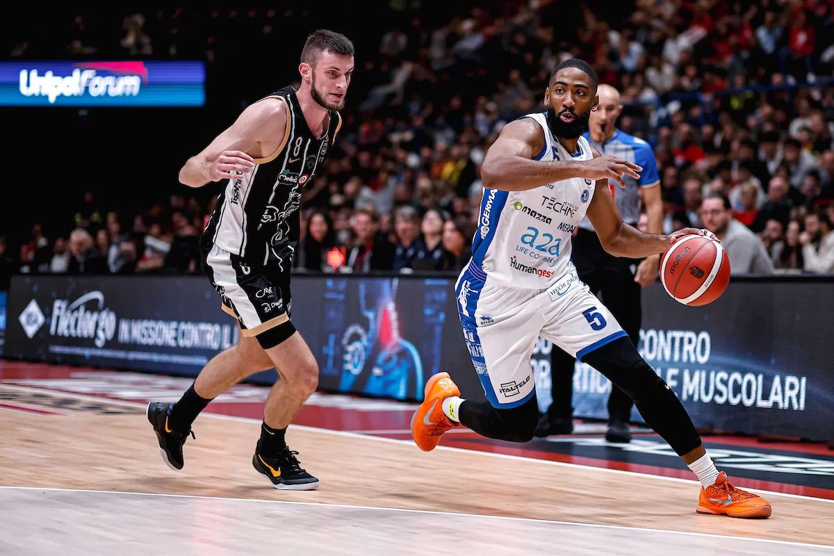 Ποντάροντας στις επιθέσεις