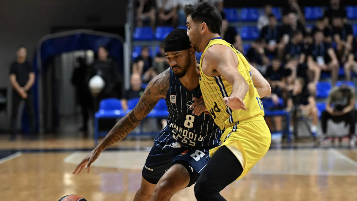 Αναντολού Εφές μπάσκετ