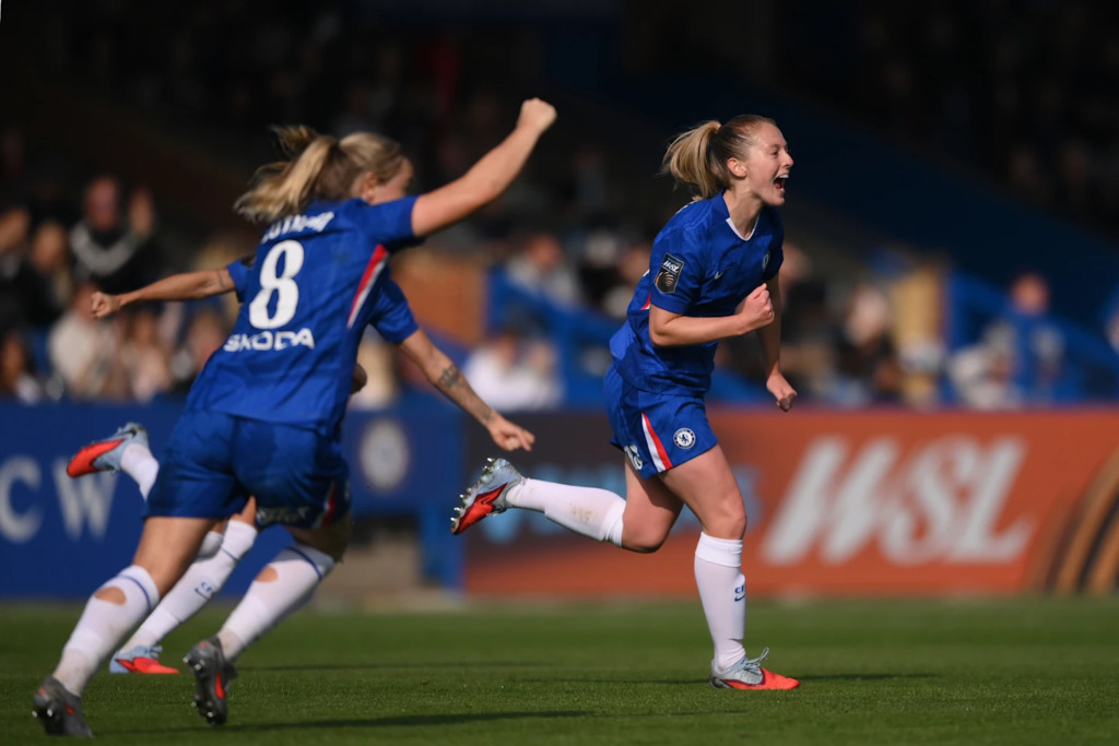 Πρώτη για φέτος και μάλιστα άνετα