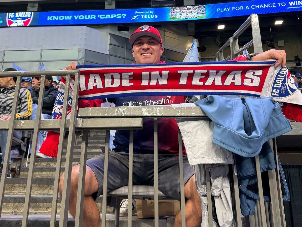 Σκοράρει μπροστά στο κοινό του, αλλά…