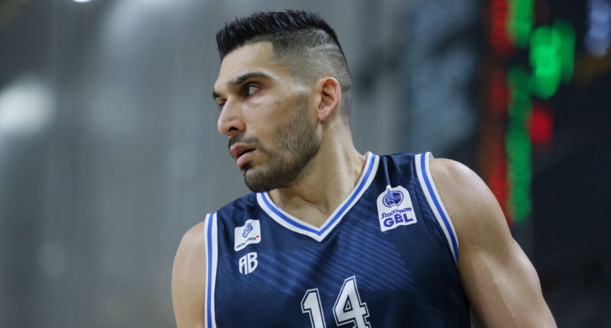 Δίνει λύσεις ο Κασελάκης