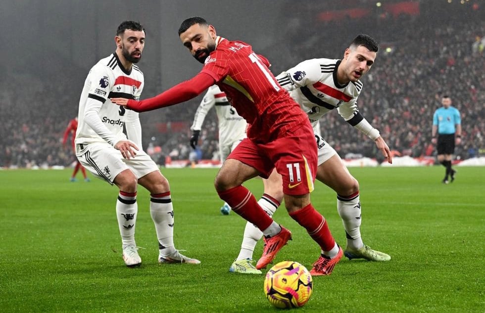 Η πυγμή του «Άνφιλντ» και η επιστροφή Σαλάχ